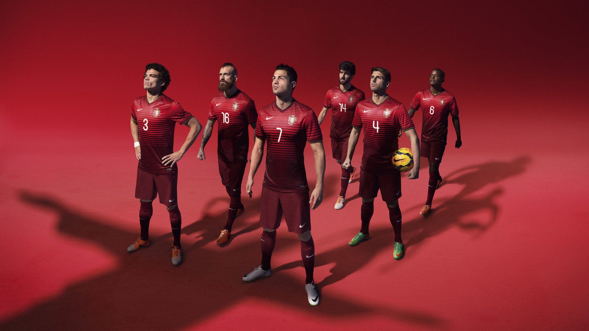 中国足球推动“足球+”多元融合发展战略,中国足球发展面临的机遇与挑战