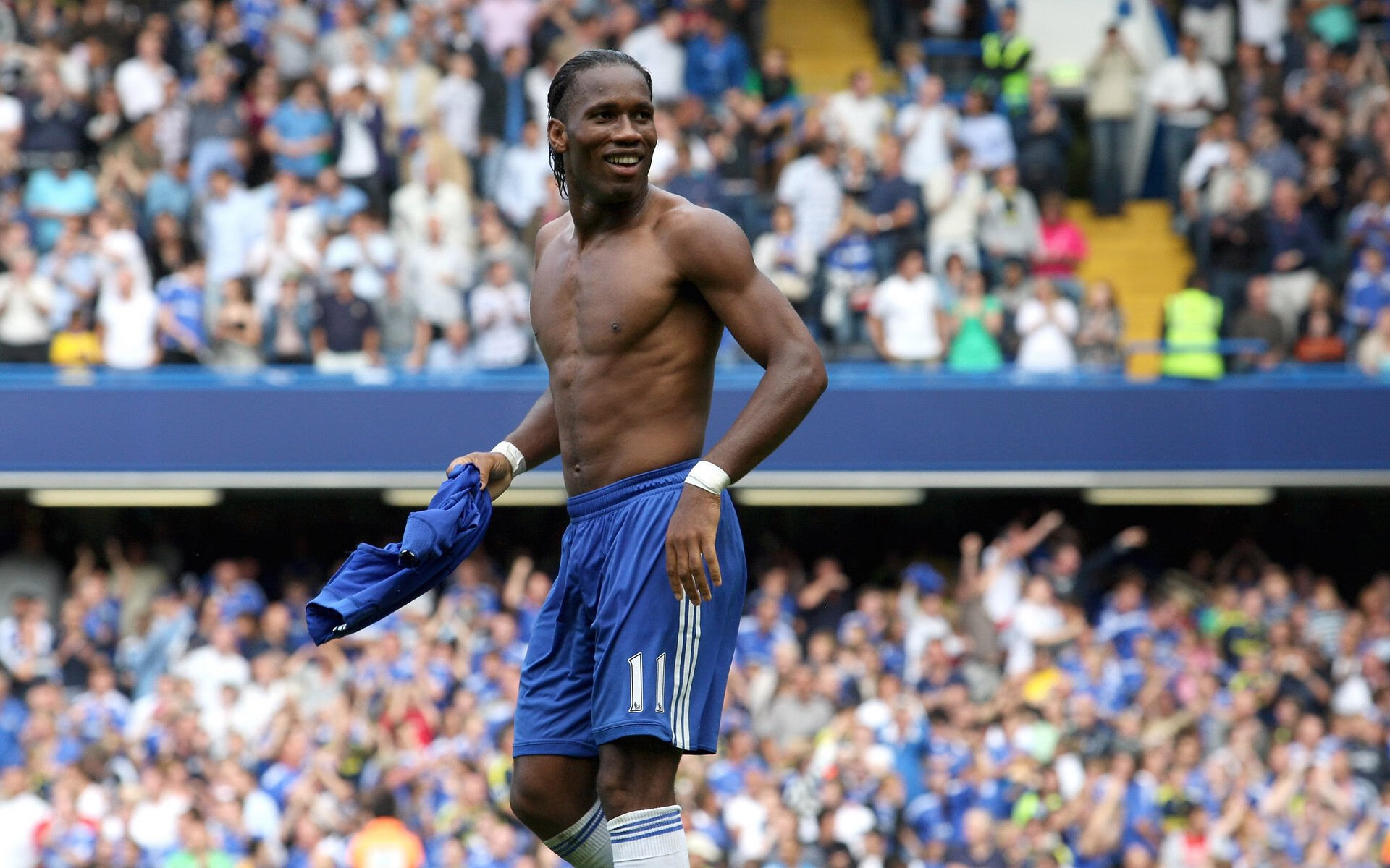 广场舞传承地方民俗文化，民族特色的广场舞